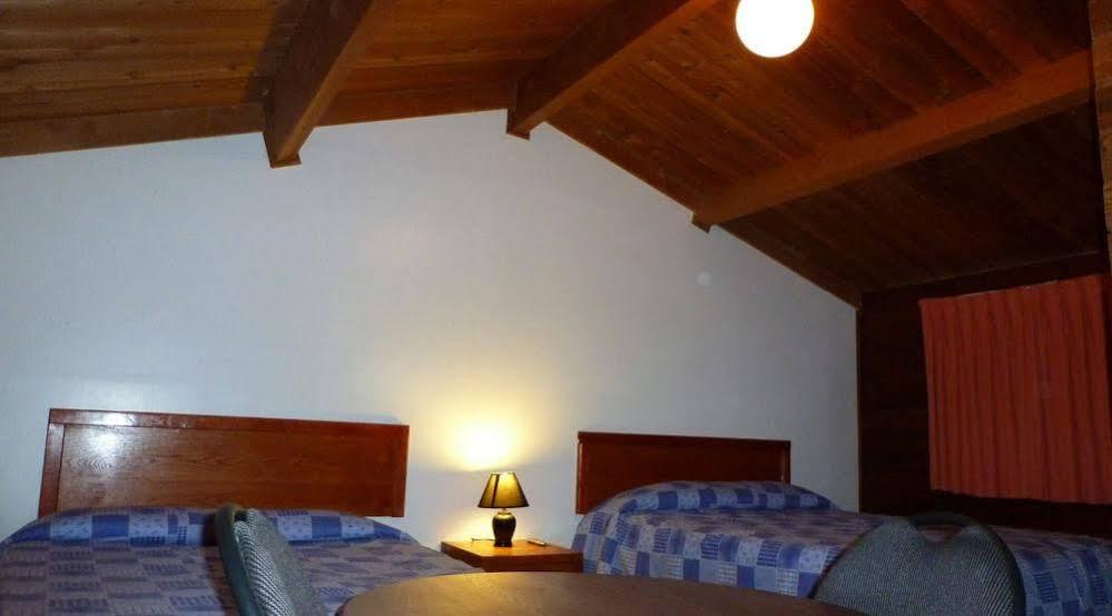 Rocky Inn Валмаунт Екстериор снимка